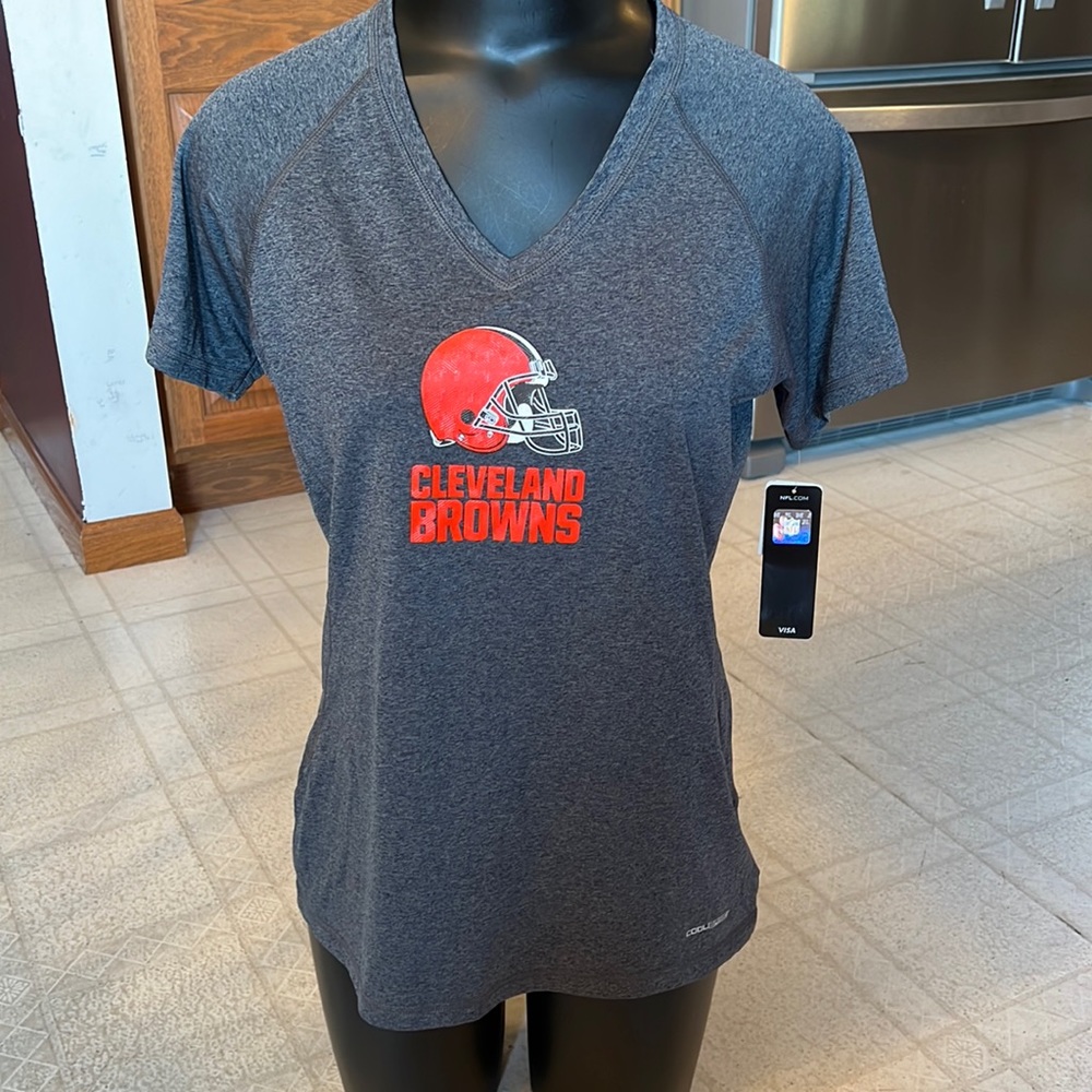 Majestic women’s v-neck Cleveland Browns Cool Base shirt. New with tag.